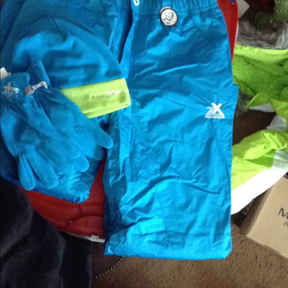 ZeroXposur additional photos! Snowsuit Coat Pants - Picture 2 of 5